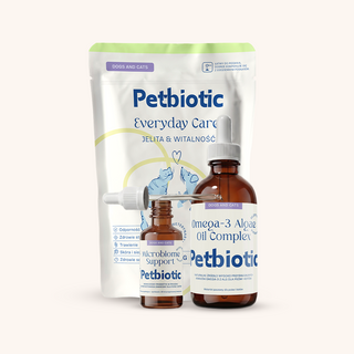 Zestaw suplementów dla psa i kota Petbiotic – Everyday Care, Omega-3 Algae Oil oraz probiotyk Microbiome Support na kompleksowe wsparcie zdrowia, jelit i odporności.